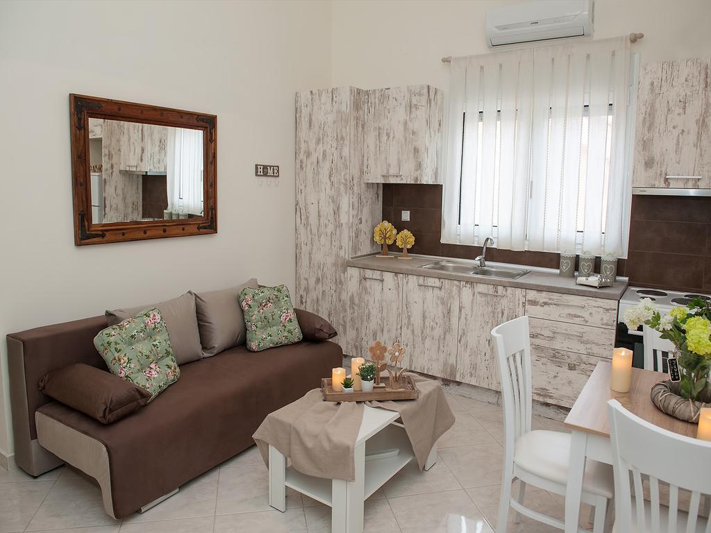 Fanárion Villa Elaia Mare מראה חיצוני תמונה